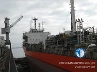 Ọkọ̀ tí ó mú epo / kemikali fún tà