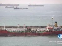 Ọkọ̀ tí ó mú epo / kemikali fún tà