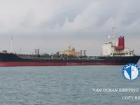 Ọkọ̀ tí ó mú epo / kemikali fún tà
