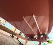 Ọkọ̀ tí ó ṣiṣẹ́ ní ibi tí wọn ṣe àgbàdí fún tà