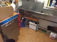 Ọkọ̀ ojú omi tí ó mú àwọn ìkọ́kọ̀ fún tà