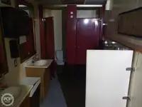 Ọkọ̀ ojú omi ìrìn-àjò fún tà