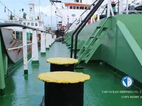 Ọkọ̀ tí ó mú epo / kemikali fún tà