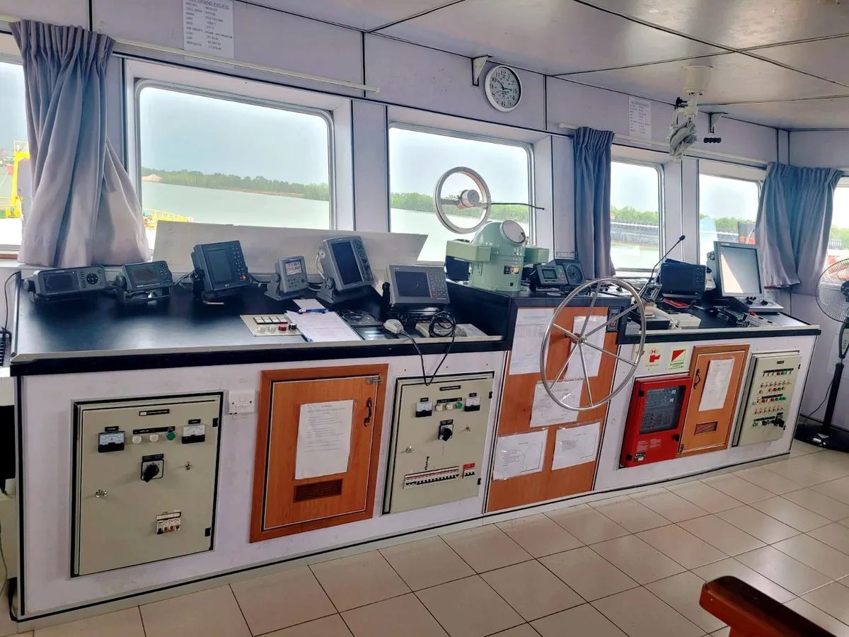Ọkọ omi Landing, Tank fún tà