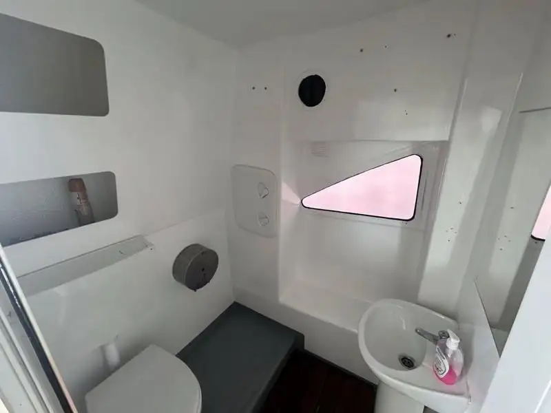 Catamaran fún tà