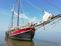 Ọkọ̀ tí ó ń gbé àwọn ohun fún tà