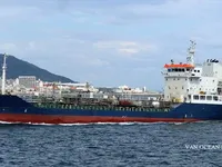 Ọkọ̀ tí ó mú epo / kemikali fún tà
