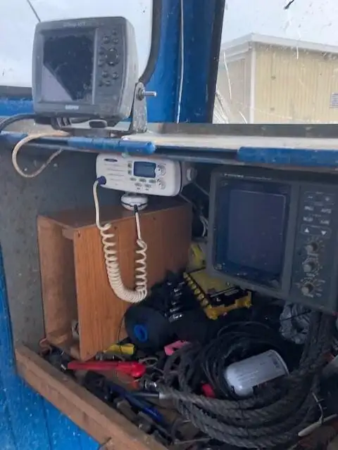 Ọkọ̀ tí ó mú ẹja fún tà
