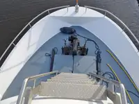 Ọkọ̀ ojú omi ìrìn-àjò fún tà