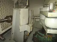 Ọkọ̀ tí wọn fi maa ń gbé ohun èlò tí ó ní ìdáná fún tà
