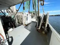 Ọkọ̀ tí ó mú ẹja fún tà