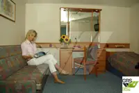 Ọkọ̀ ojú omi ìrìn-àjò fún tà