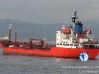 Ọkọ̀ tí ó mú epo / kemikali fún tà