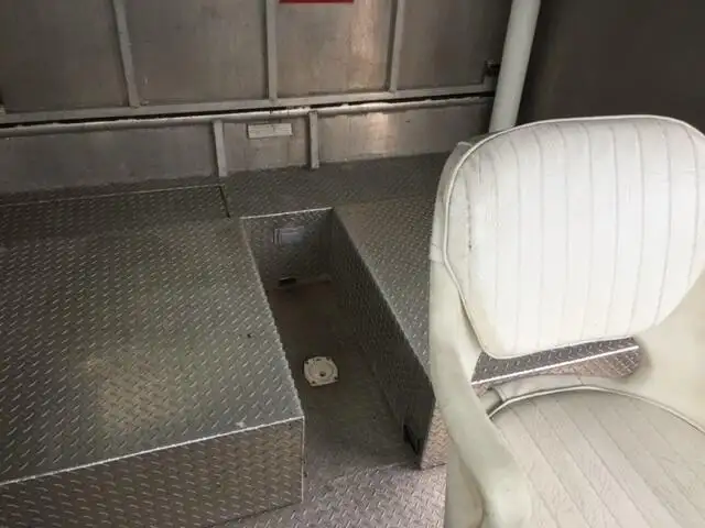 Ọkọ omi Landing, Tank fún tà