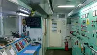 Ọkọ̀ tí ó mú epo / kemikali fún tà