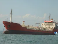 Ọkọ̀ tí ó mú epo / kemikali fún tà