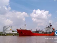 Ọkọ̀ tí ó mú epo / kemikali fún tà