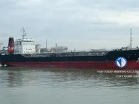 Ọkọ̀ tí ó mú epo / kemikali fún tà