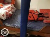 Ọkọ omi ti o mu ọja fún tà