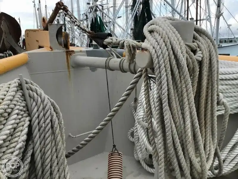Ọkọ̀ tí ó mú ẹja fún tà