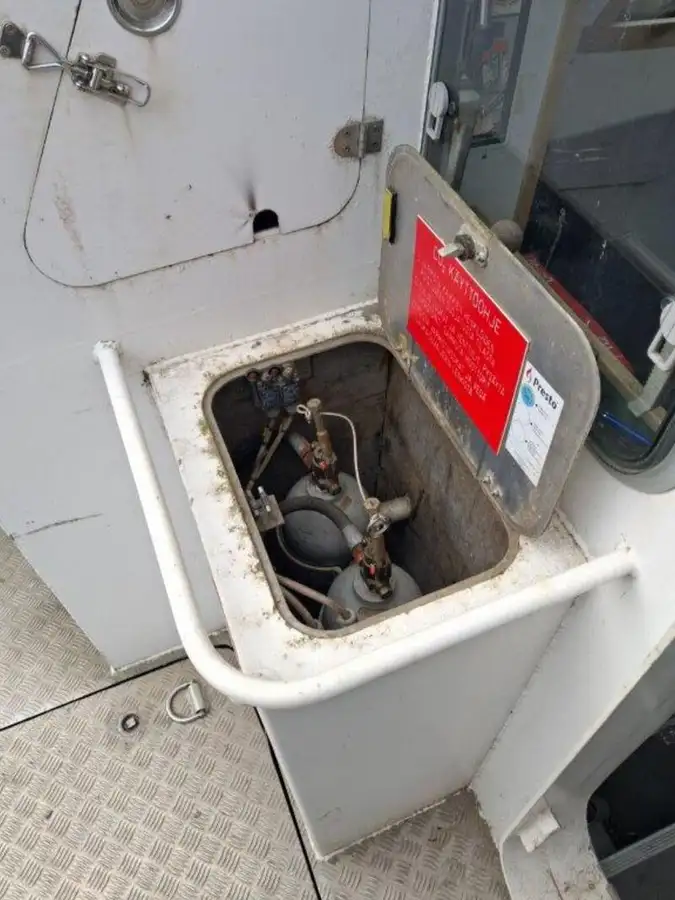 Catamaran fún tà