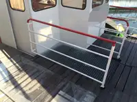 Ọkọ̀ ojú omi tí ó mú àwọn ìkọ́kọ̀ fún tà