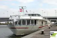 Ọkọ̀ ojú omi ìrìn-àjò fún tà