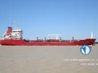 Ọkọ̀ tí ó mú epo / kemikali fún tà