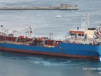 Ọkọ̀ tí ó mú epo / kemikali fún tà