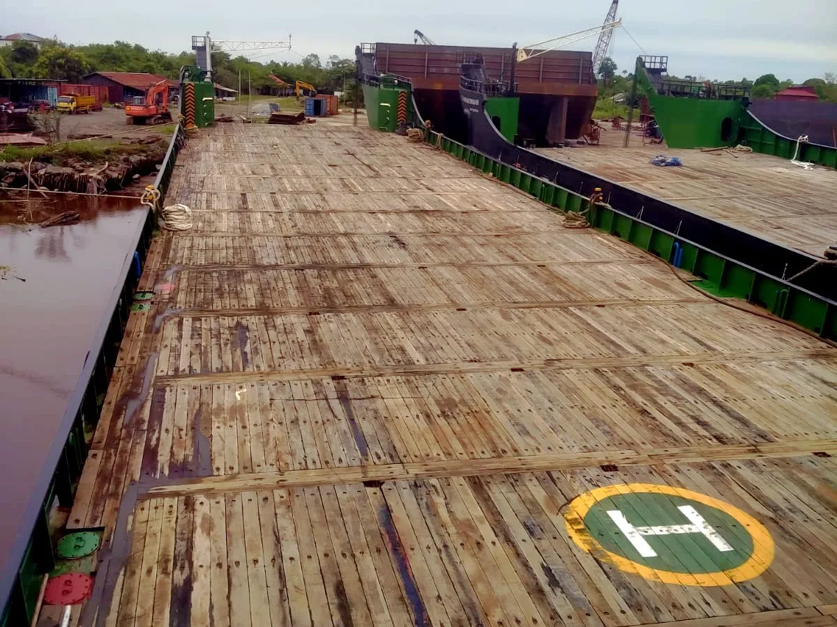 Ọkọ omi Landing, Tank fún tà