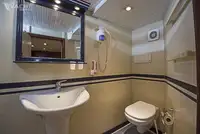 Ọkọ̀ ojú omi ìrìn-àjò fún tà