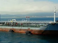 Ọkọ̀ tí ó mú epo / kemikali fún tà
