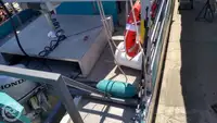 Ọkọ̀ ojú omi tí ó mú àwọn ìkọ́kọ̀ fún tà
