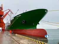 Ọkọ̀ tí wọn fi maa ń gbé ohun èlò tí ó ní ìdáná fún tà
