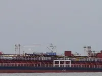 Ọkọ̀ tí ó mú epo / kemikali fún tà