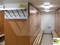 Ọkọ̀ ojú omi tí ó mú àwọn ìkọ́kọ̀ fún tà