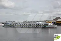 Ọkọ̀ ojú omi ìrìn-àjò fún tà