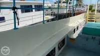 Ọkọ̀ ojú omi ìrìn-àjò fún tà