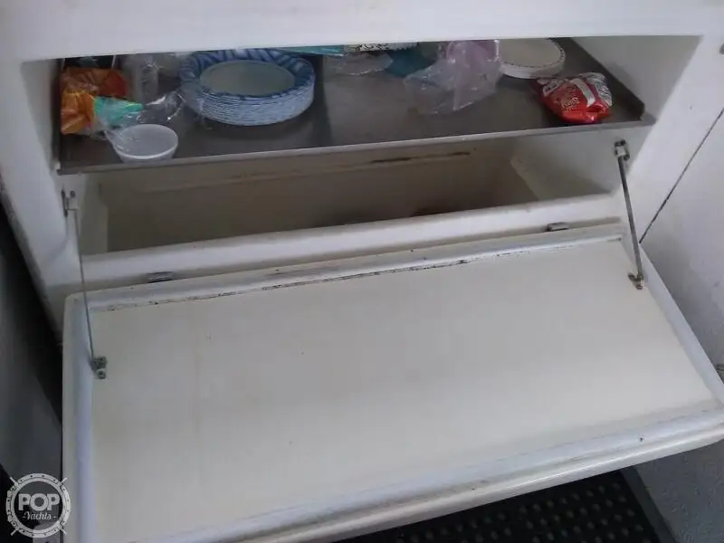 Ọkọ̀ ojú omi kékeré fún tà