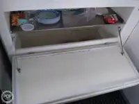 Ọkọ̀ ojú omi kékeré fún tà