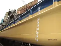 Ọkọ̀ ojú omi tí ó mú ìdọ̀tí fún tà
