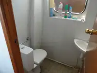 Ọkọ̀ ọpọlọpọ̀ ènìyàn fún tà