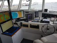 Ọkọ̀ tí ó mú ẹja pọ̀ fún tà