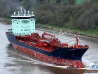 Ọkọ̀ tí ó mú epo / kemikali fún tà