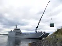Ọkọ omi Landing, Tank fún tà