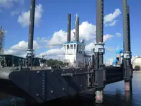 Barge fun tita