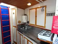 Ọkọ omi ti o fa fún tà