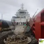 Ọkọ omi ti o mu ọja fún tà