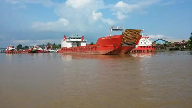 Ọkọ omi Landing, Tank fún tà