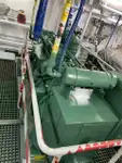 Ọkọ̀ tí wọn fi maa ń gbé ohun èlò tí ó ní ìdáná fún tà